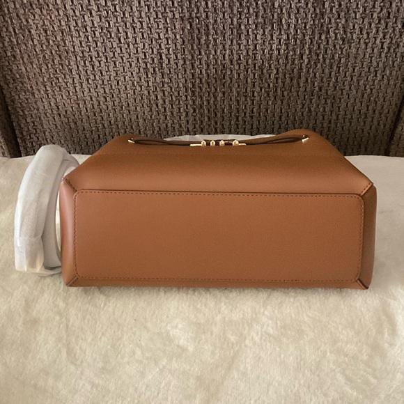 FINAL PRICE‼️ NWT Michael Kors Reed Leather Belted Large Satchel - Picture 7 of 16